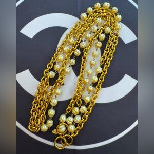 Chanel Vintage 1980's Strand Pearl Necklace
